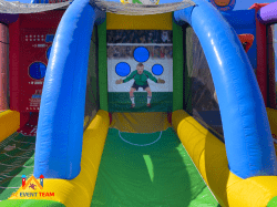 203 1766430744 3 Game Play