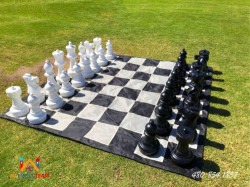 Giant Chess  Game